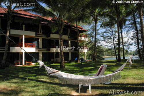 Dusit Thani Laguna Phuket Resort 3